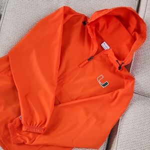 UM, Orange Windbreaker Pullover  Jacket with Logo, size M, like new